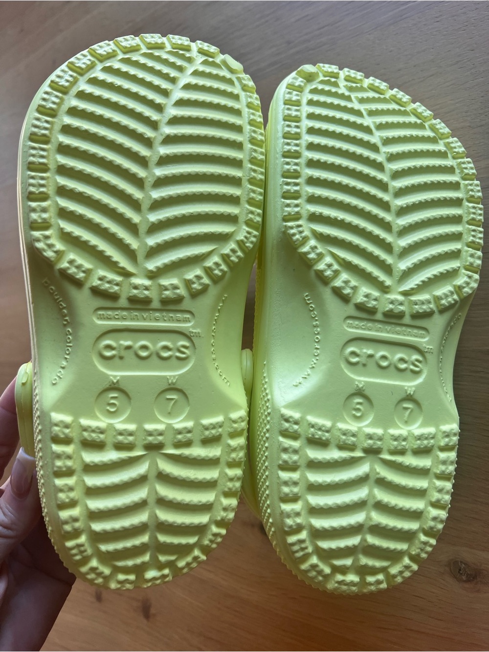 CROCS Bright Yellow Classic Clog - Picture 2 of 3